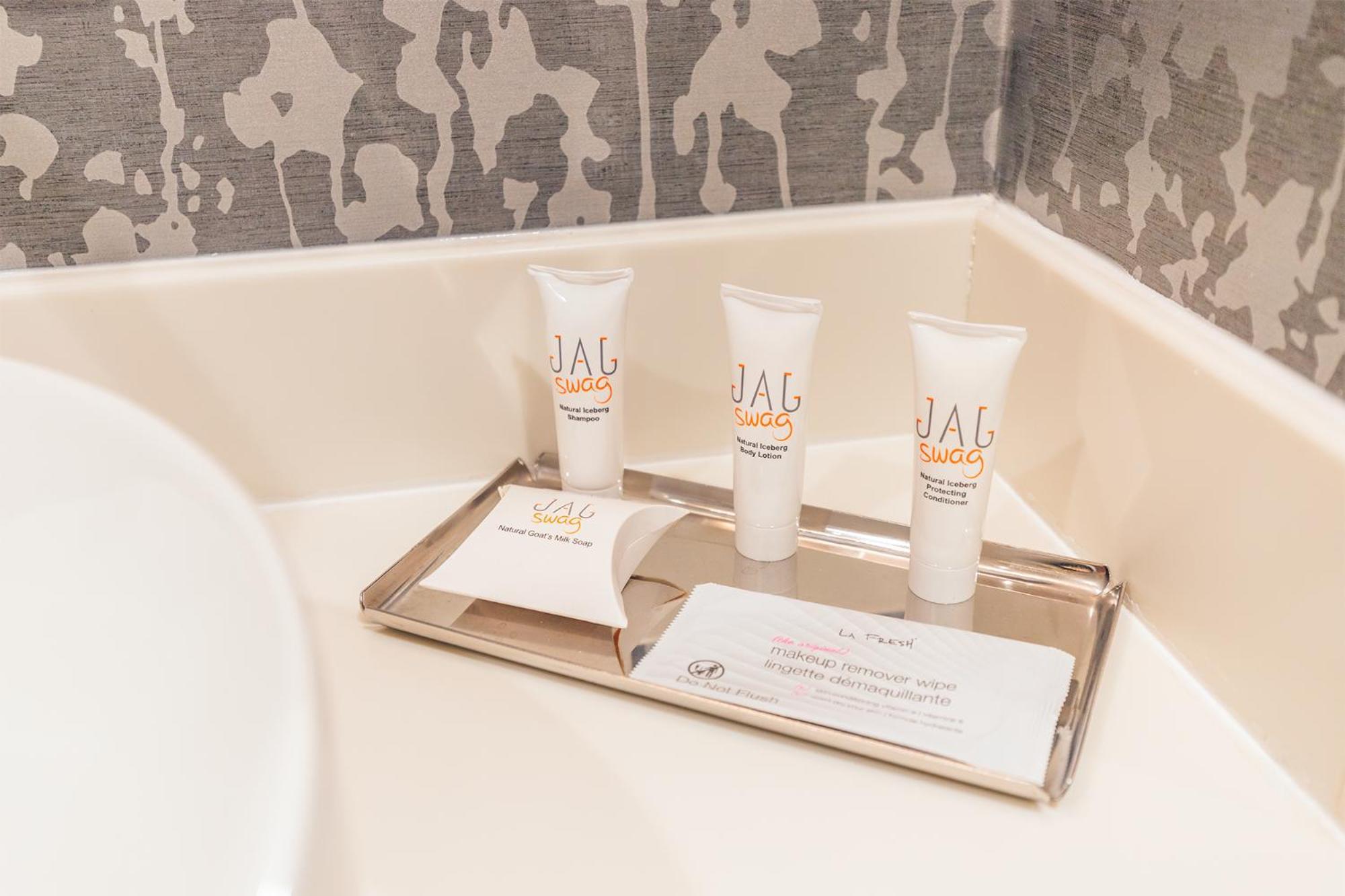 סנט ג'ונס Jag Boutique Hotel מראה חיצוני תמונה