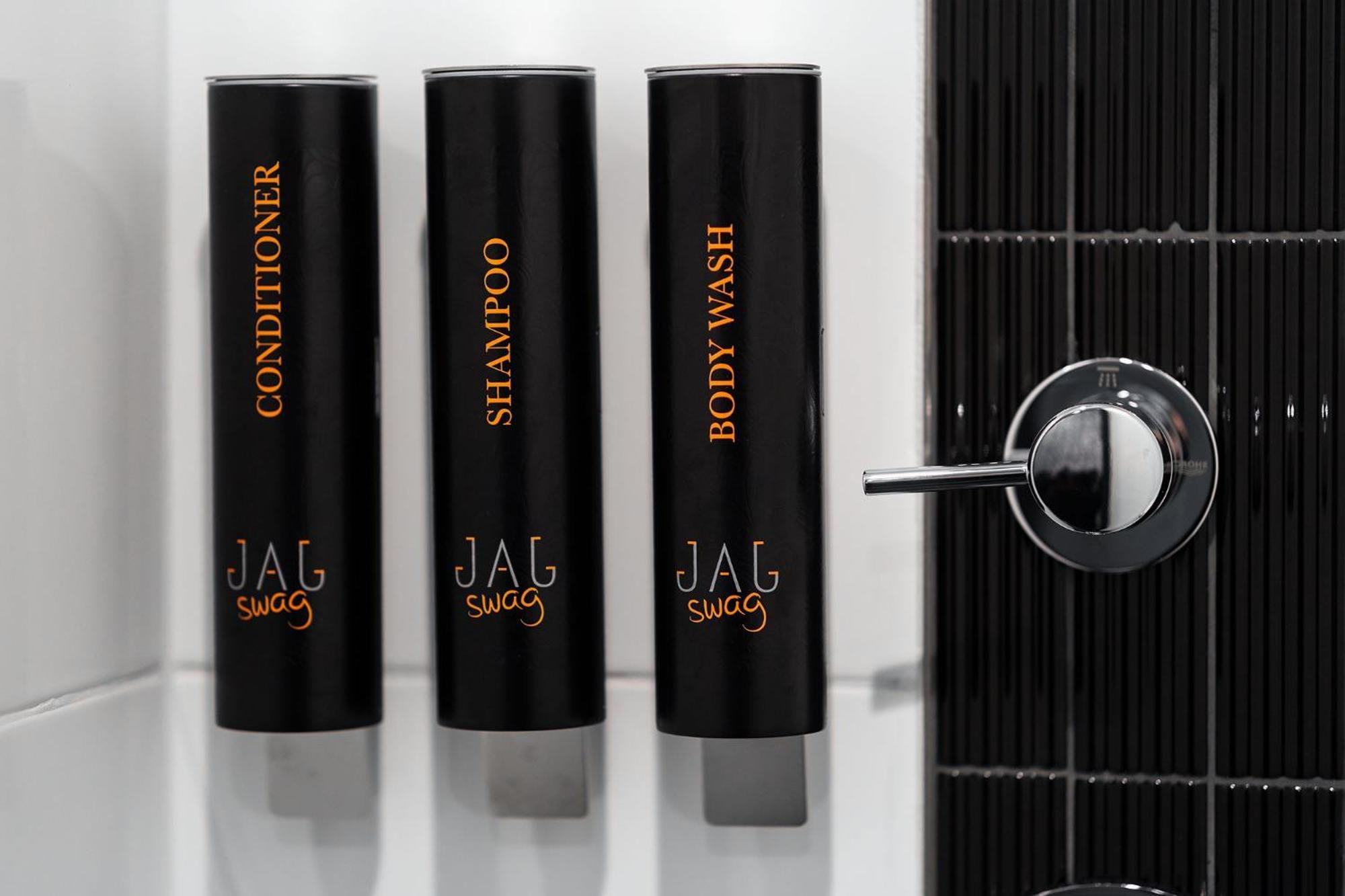 סנט ג'ונס Jag Boutique Hotel מראה חיצוני תמונה